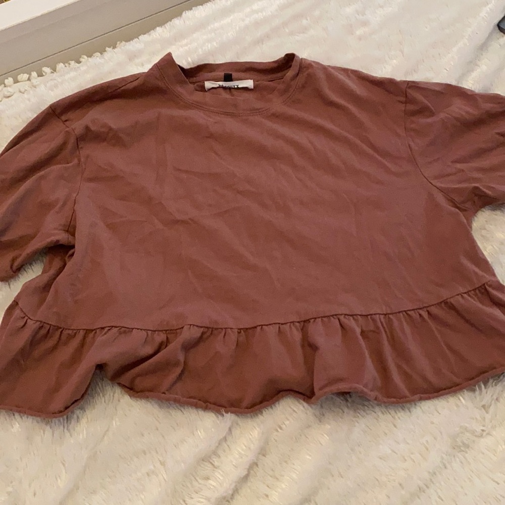 Bissouxx, Medium, Rusty reddish orange.
